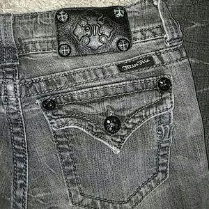 🚨$25 Miss Me Skinny Jean
